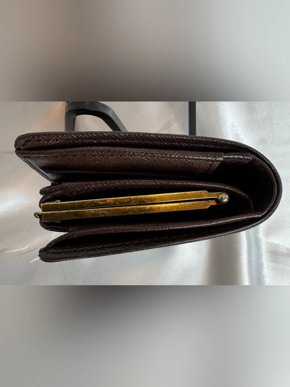 Louis Vuitton Damier Ebene Kisslock Portefeuille Viennois Wallet